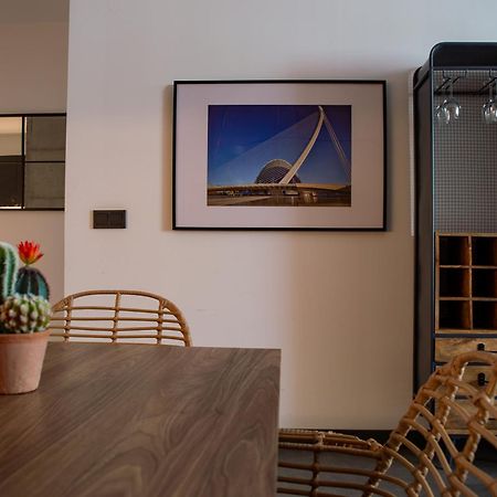 Calatrava By Alma Suites Valencia Exterior foto